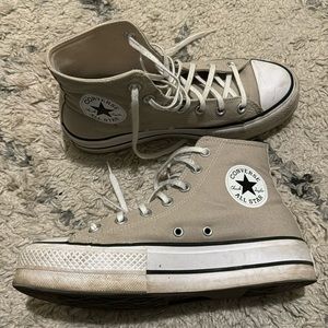 Platform converse